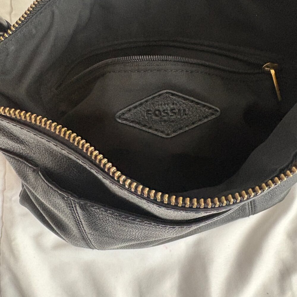 Fossil Jori Black Leather Purse Small Crossbody Gold Toned Hardware - Picture 7 of 13